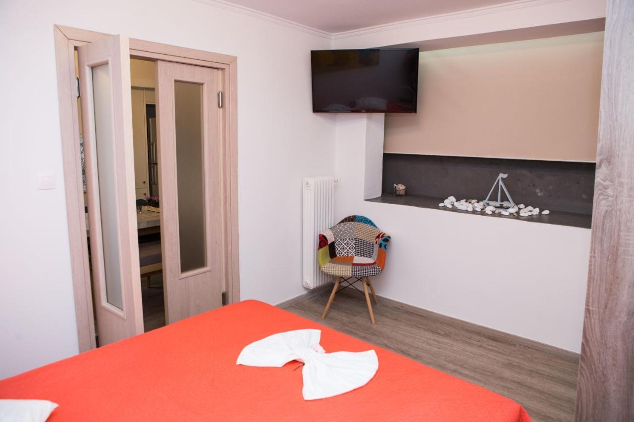 Stylish, Comfortable, Basement Loft-Like Apartment With Amenities أثينا المظهر الخارجي الصورة