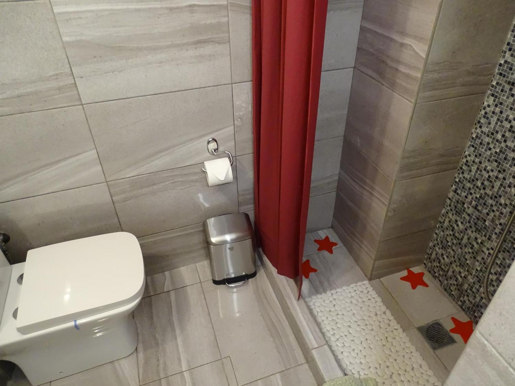 Stylish, Comfortable, Basement Loft-Like Apartment With Amenities أثينا المظهر الخارجي الصورة