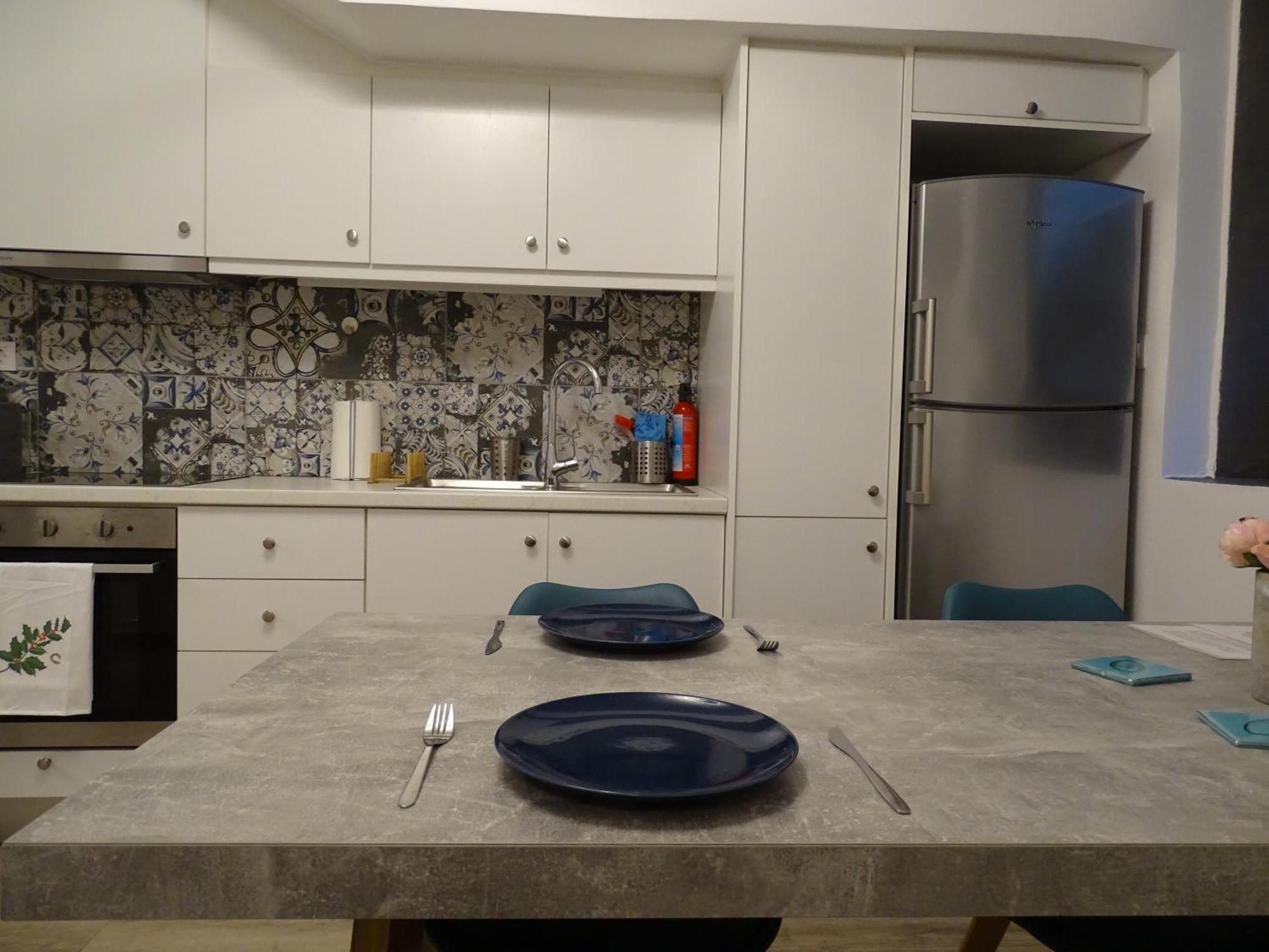 Stylish, Comfortable, Basement Loft-Like Apartment With Amenities أثينا المظهر الخارجي الصورة
