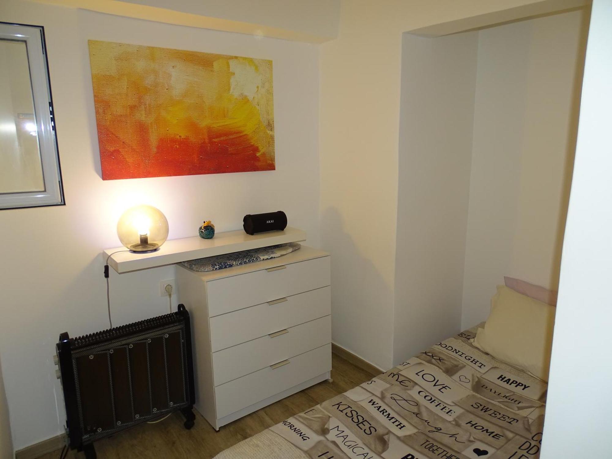 Stylish, Comfortable, Basement Loft-Like Apartment With Amenities أثينا المظهر الخارجي الصورة
