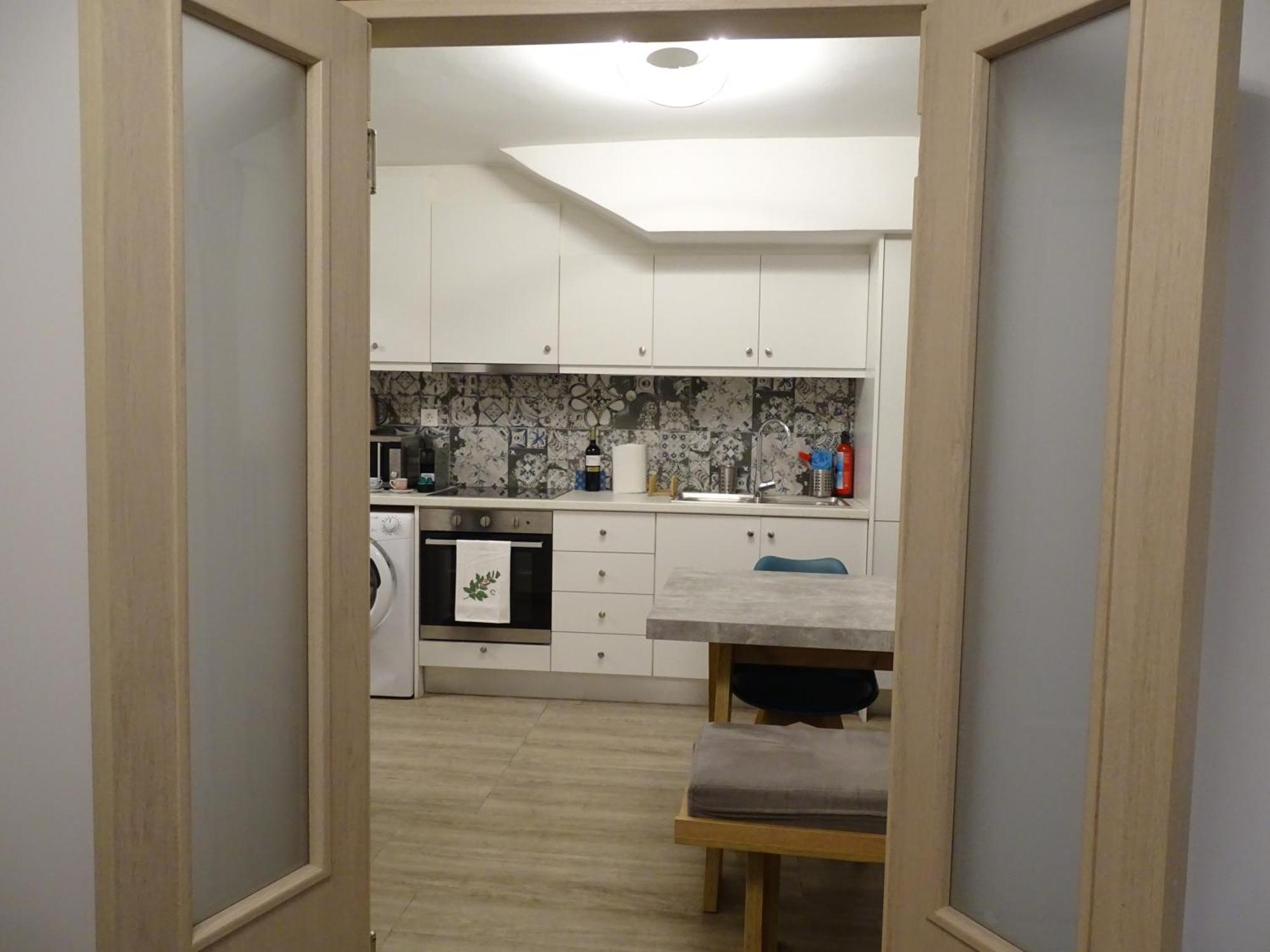Stylish, Comfortable, Basement Loft-Like Apartment With Amenities أثينا المظهر الخارجي الصورة